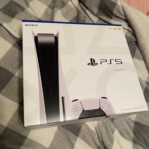 FREE SHIPPING Sony PlayStation 5 DISC CONSOLE